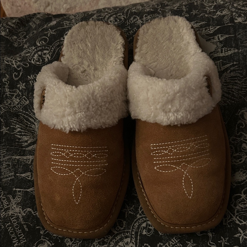 Women’s Ariat Western Boot Slippers